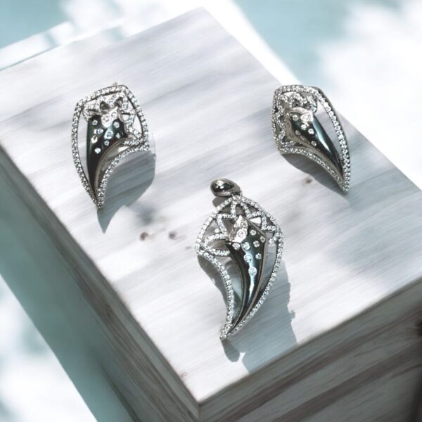Taqdeer - 925 Silver Women's Set of Pendant, Earrings and Ring - Image 2