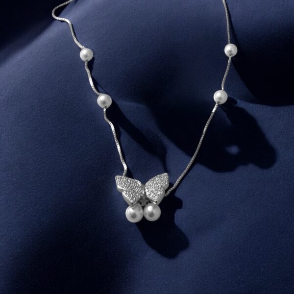 Fluttering Dreams - 925 Silver Chain with a Pendant for Women