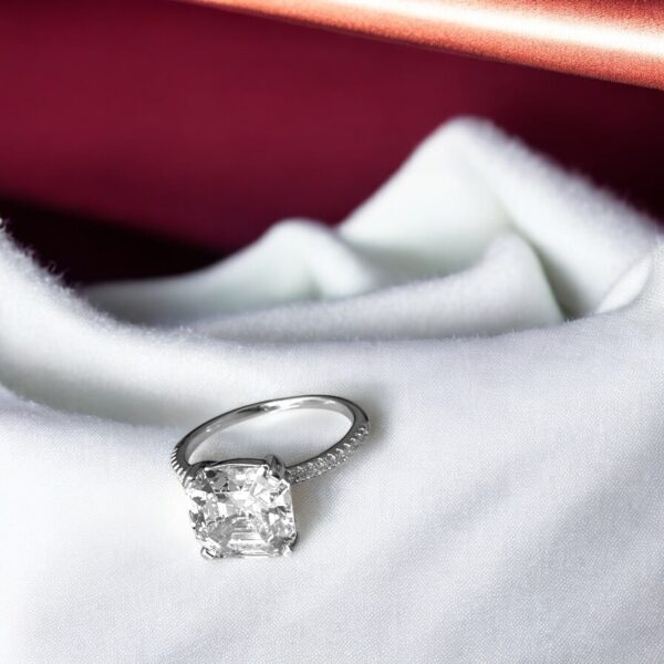 Aurum - 925 Silver Ring with Solitaire for Her - Image 4