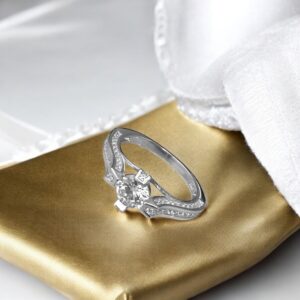 Bellissima - 925 Silver Solitaire Ring for Her