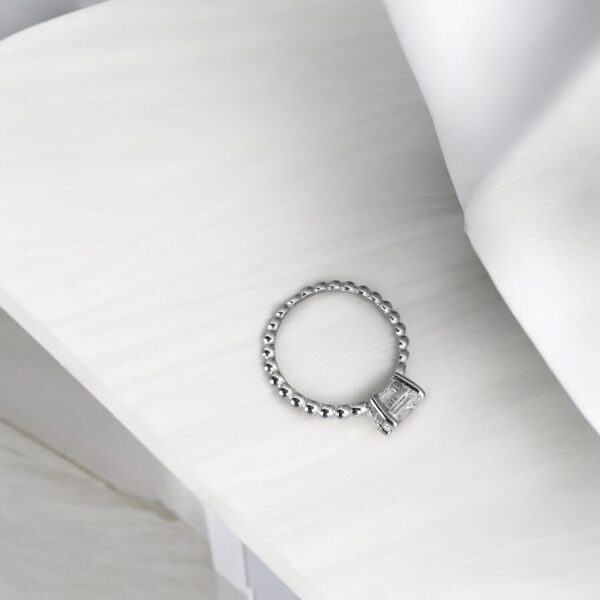 Divina - 925 Silver Solitaire Ring for Her - Image 3